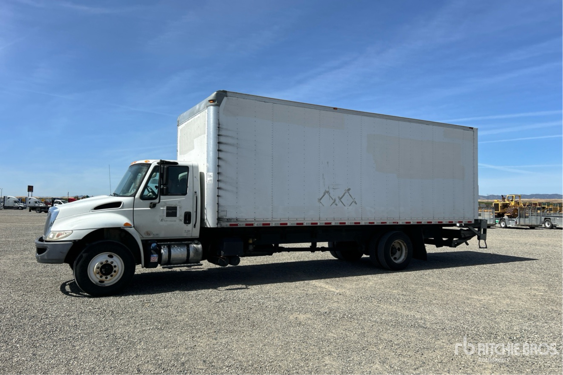 Aspect général with Image, coin avant gauche