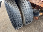 4 Underbody - Truck with 