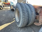4 Underbody - Truck with 