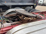 4 Underbody - Truck with 
