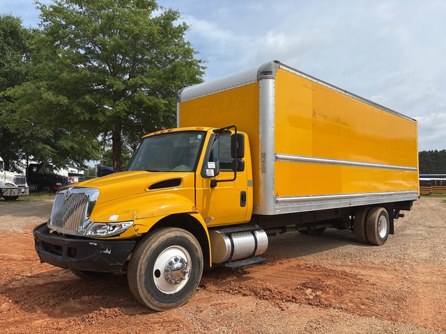 2017 International 4300 4x2 Van Truck