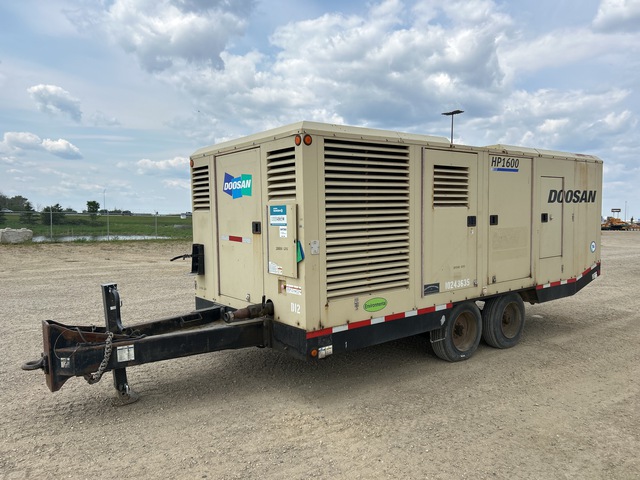 2014 Doosan HP1600WCU-T4I 1600 cfm Mobile Air Compressor