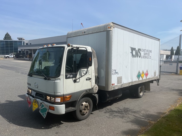 2004 Hino FB 4x2 Van Truck