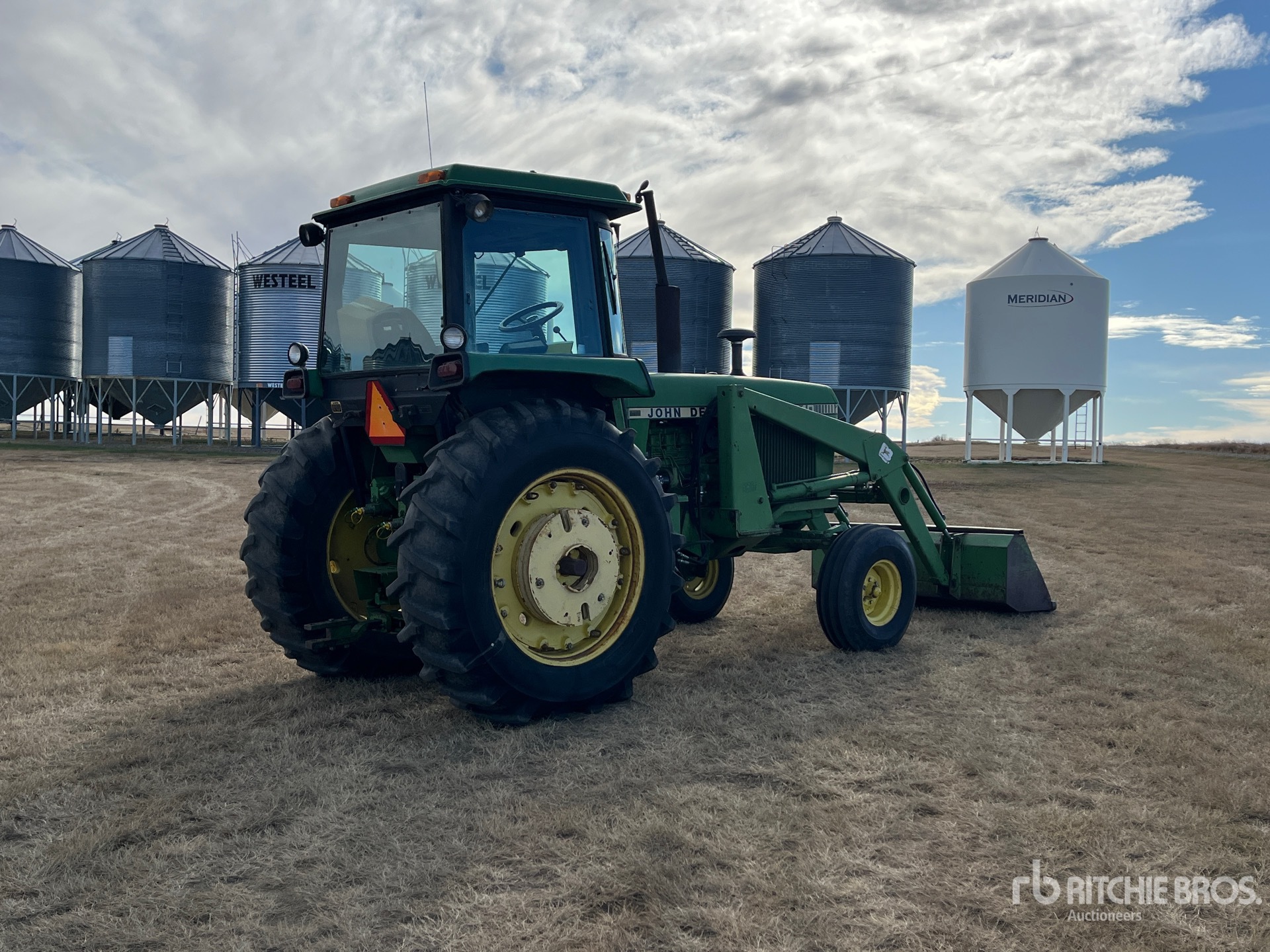 General Appearance with Image, coin arrière droit