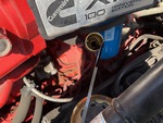 LN564013 - 2020 International LT625: Engine Oil level on Dipstick