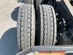LN564013 - 2020 International LT625: Left Rear Drive Tires