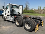 LN564013 - 2020 International LT625: Picture, Left Rear Corner