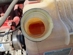 LN564013 - 2020 International LT625: Coolant Reservoir