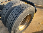 LN564015 - 2020 International LT625: Left Rear Drive Tires