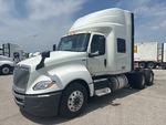 NN171907 - 2022 International LT625: Picture, Left Front Corner