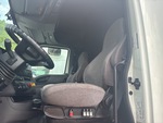 NN171907 - 2022 International LT625: Seats/Armrests