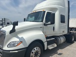 NN171907 - 2022 International LT625: Truck Paint and Body Damage