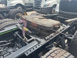 NN171907 - 2022 International LT625: Fifth Wheel
