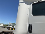 MN088315 - 2021 International LT625: Truck Paint and Body Damage