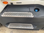 MN315337 - 2021 International LT625: Steps
