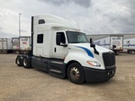 MN315337 - 2021 International LT625: Picture, Right Front Corner