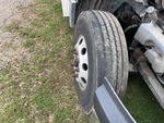 Underbody with Right Steer Tire