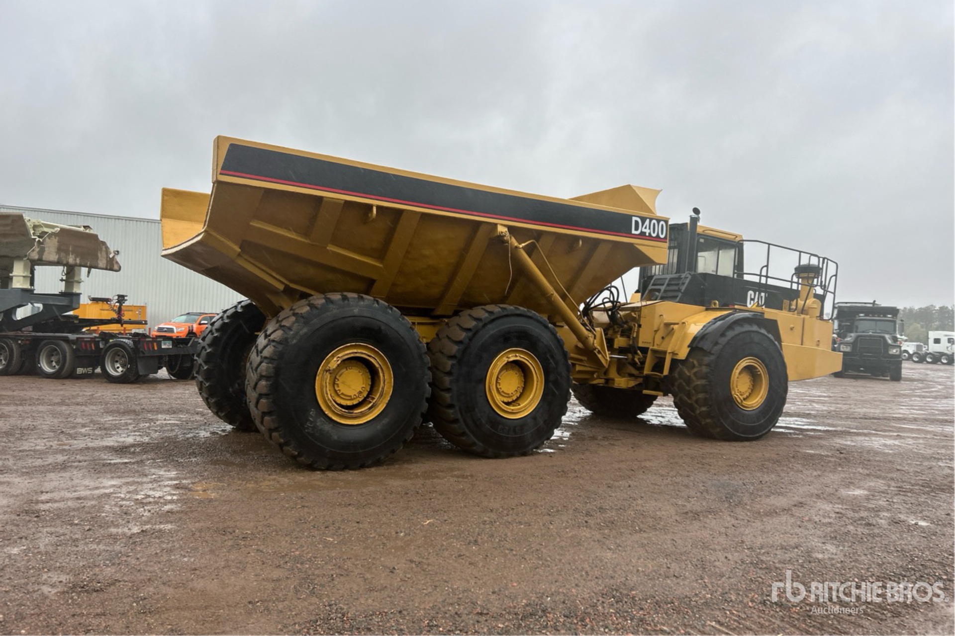 General Appearance with Picture, Right Rear Corner