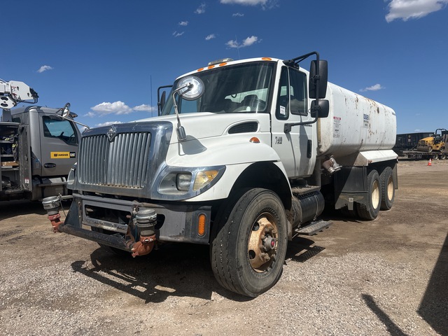 2007 International 7400 6x4 Water Truck