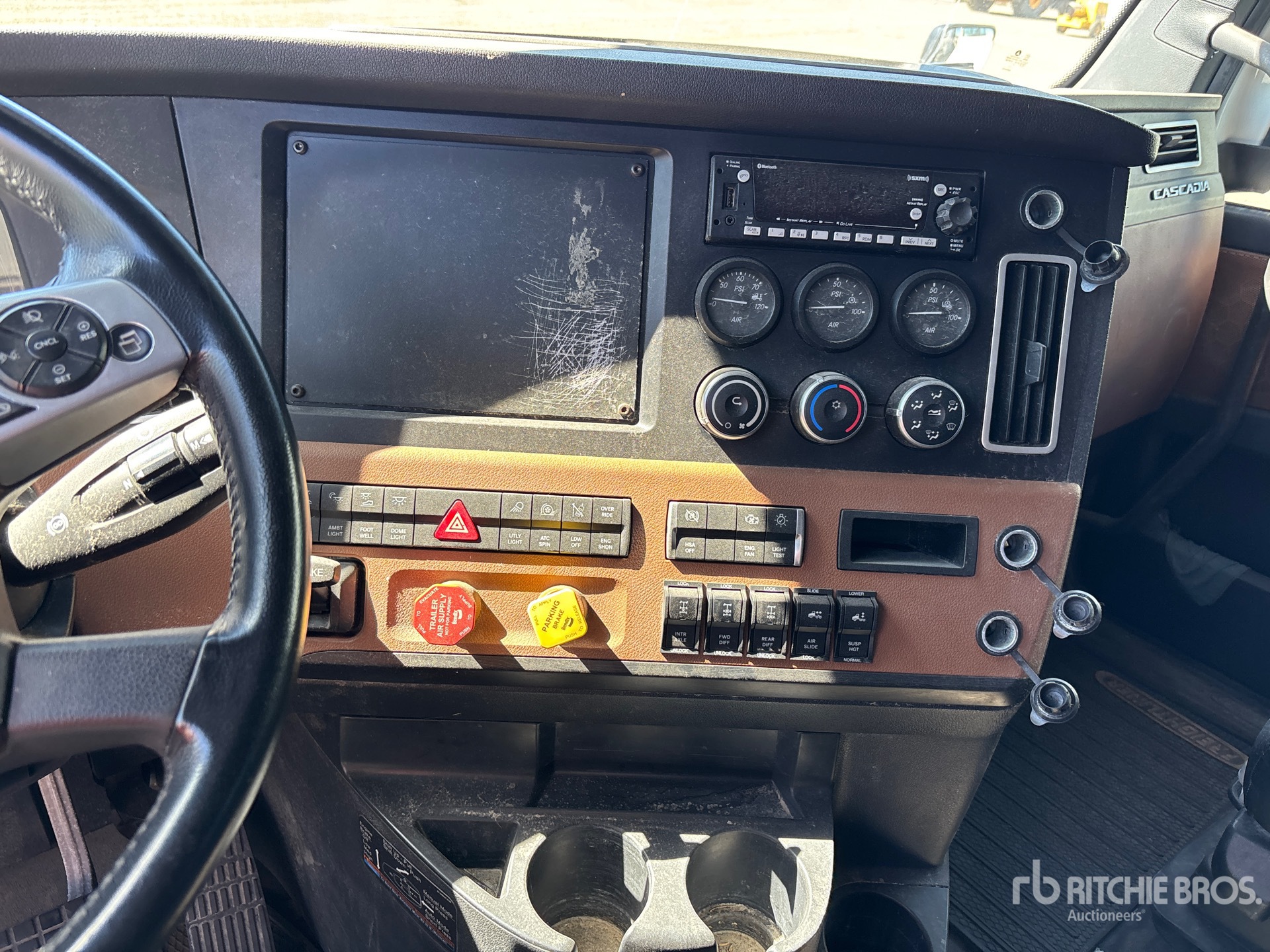 2023 Freightliner CASCADIA 126