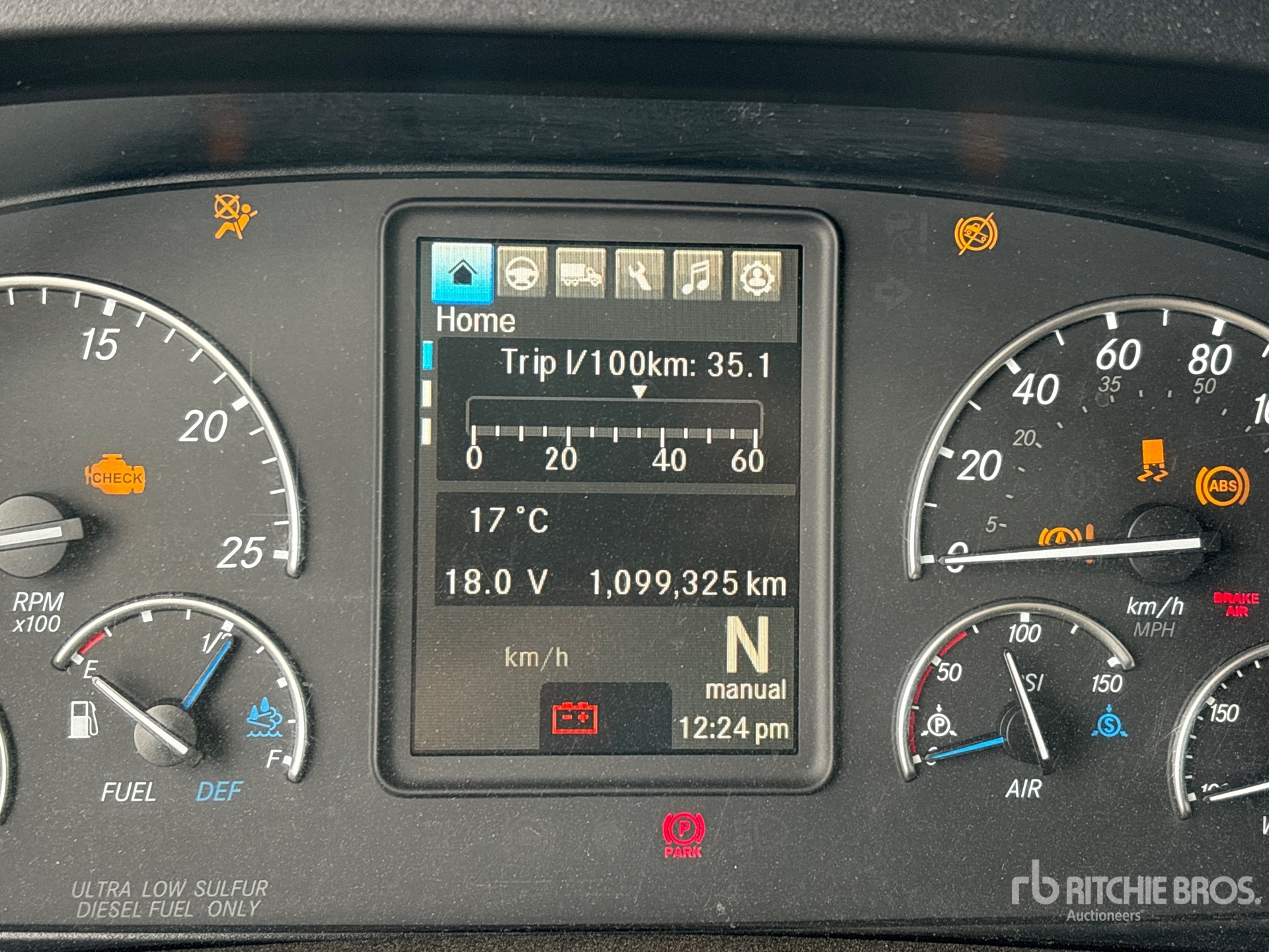 Aspect général with Compteur horaire / compteur kilométrique