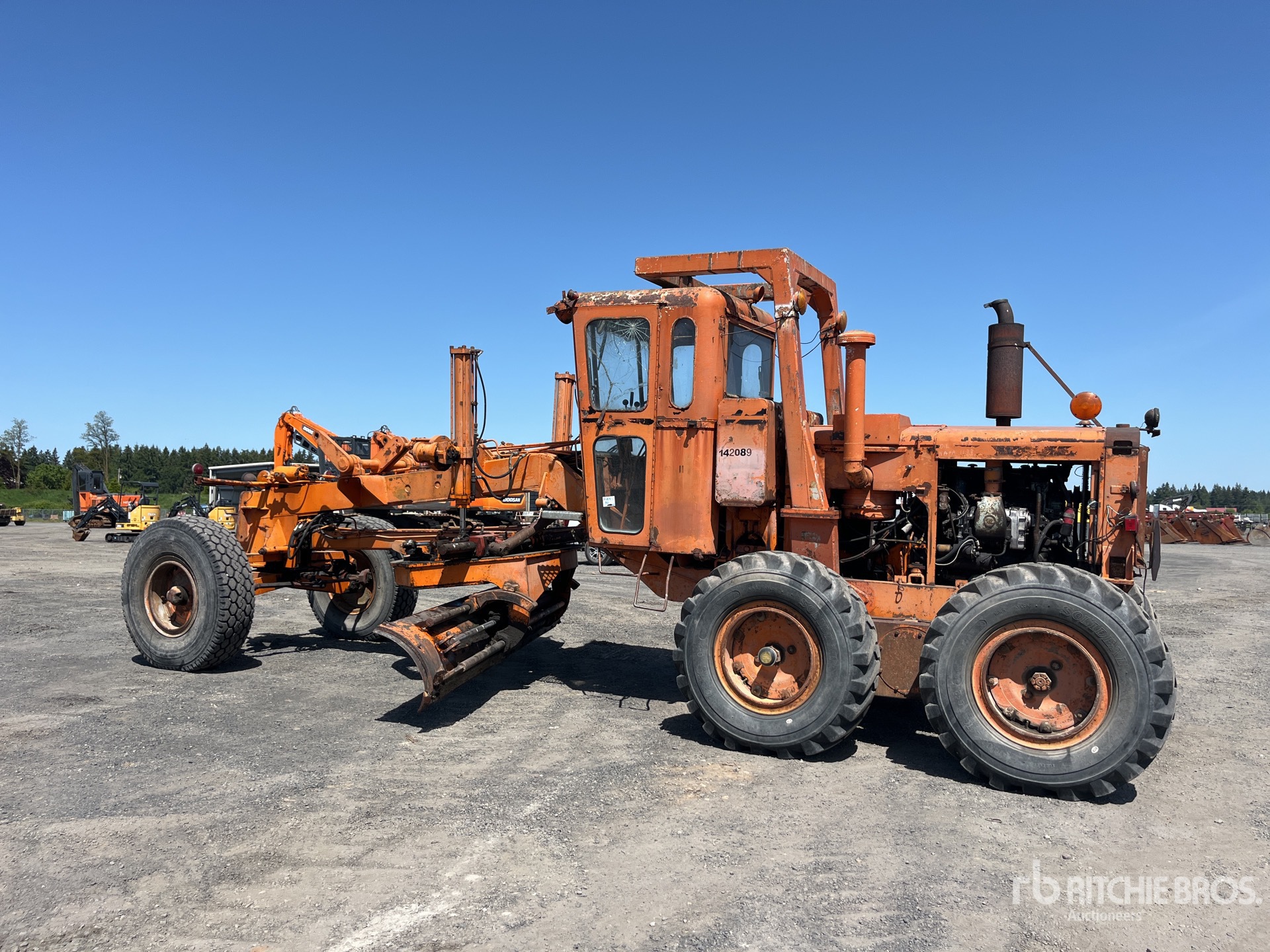 Aspect général with Image, coin arrière gauche