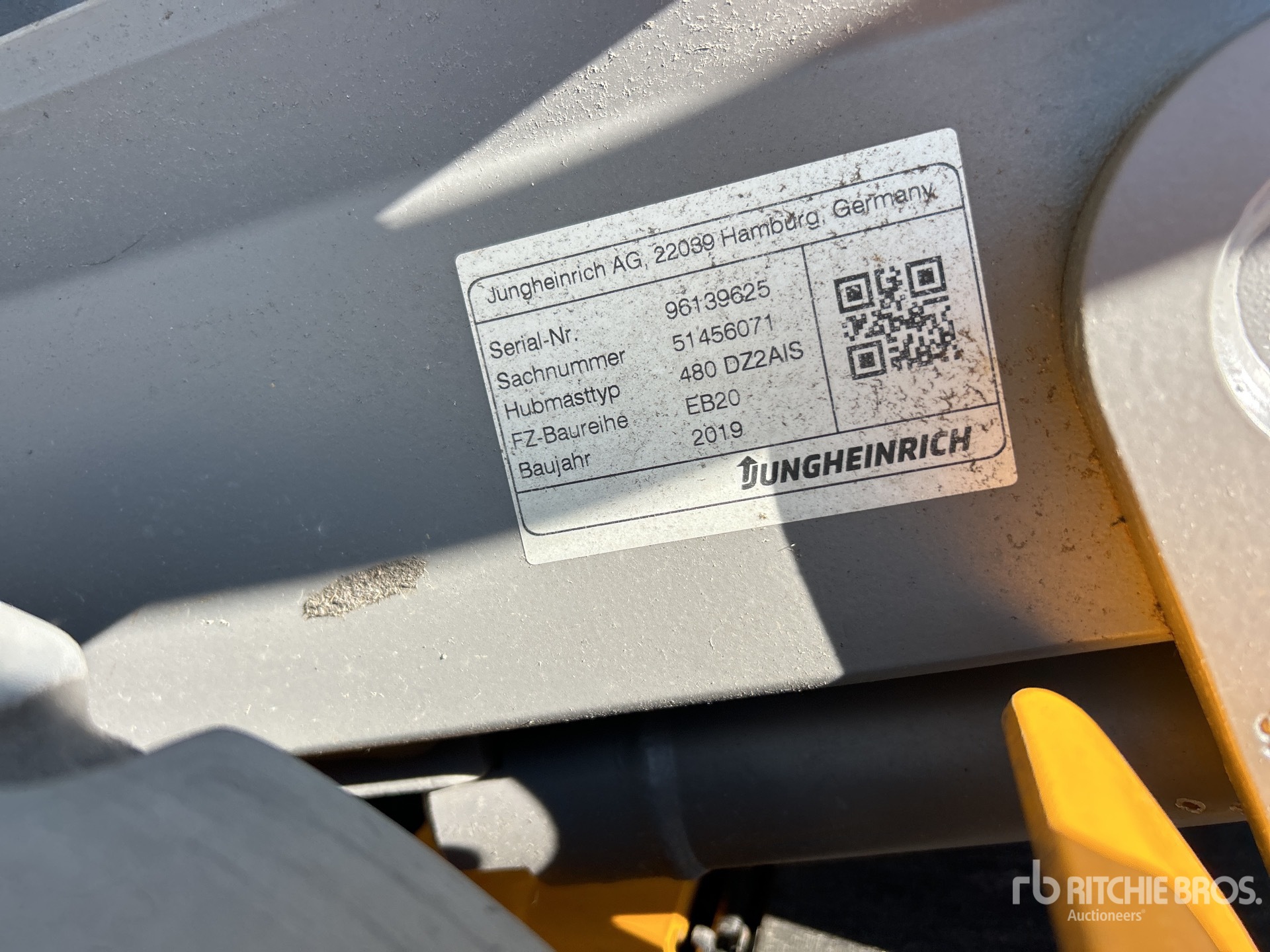 General Appearance with Numéro de série/Numéro d'identification du véhicule automobile