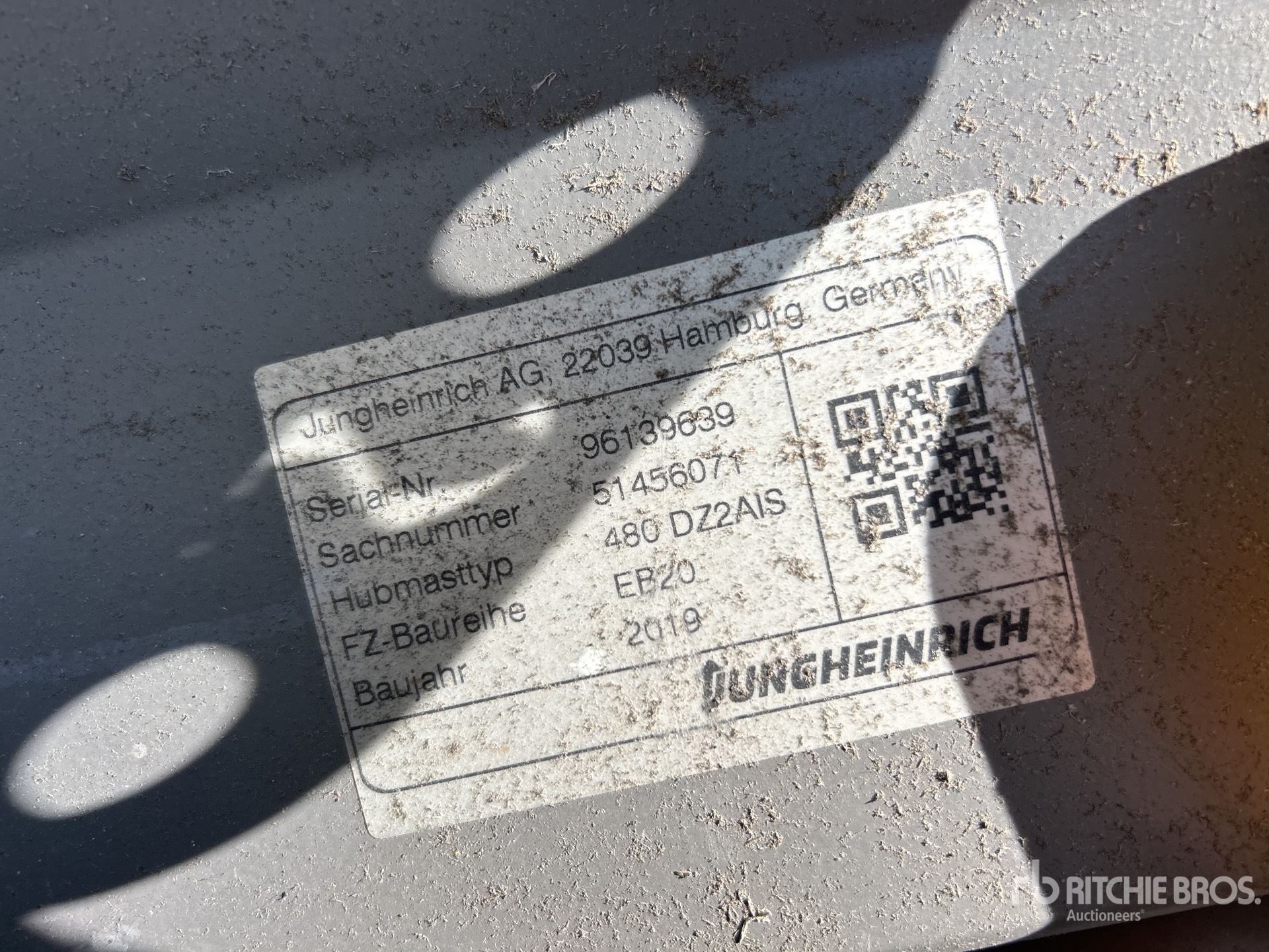 General Appearance with Numéro de série/Numéro d'identification du véhicule automobile