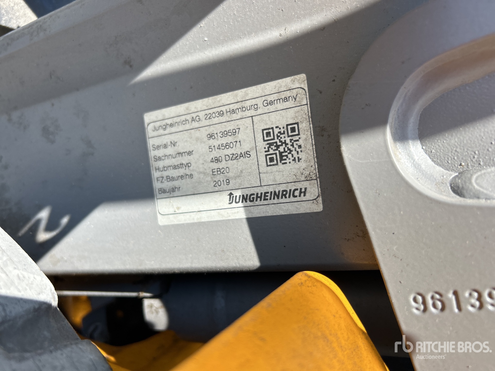 General Appearance with Numéro de série/Numéro d'identification du véhicule automobile