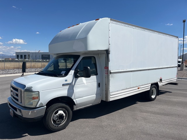 2008 Ford E-350 Van Truck 2008 Ford E-350 Van Truck
