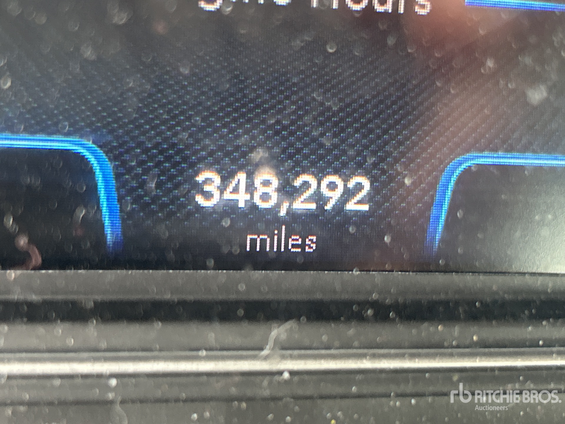 General Appearance with Hour Meter / Odometer
