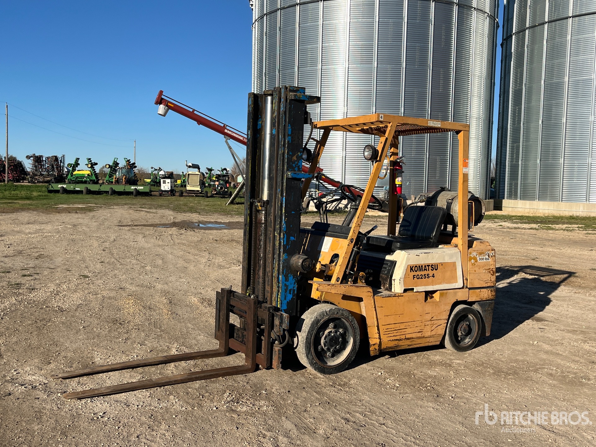MONTACARGAS KOMATSU FG25S4