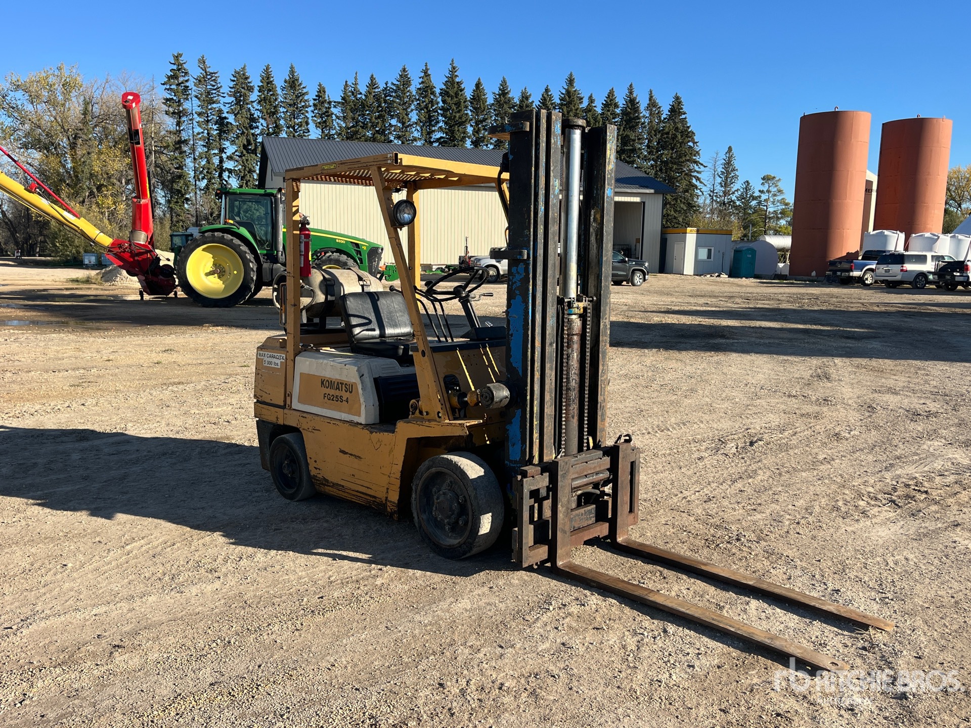 MONTACARGAS KOMATSU FG25S4