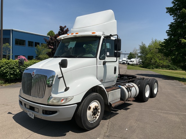 2017 International 8600 6x4 T/A Day Cab Truck Tractor