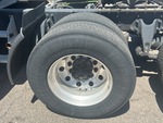 NN431173 - 2022 International LT625: Left Center Drive Tires