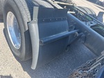 NN431173 - 2022 International LT625: Mud Flaps