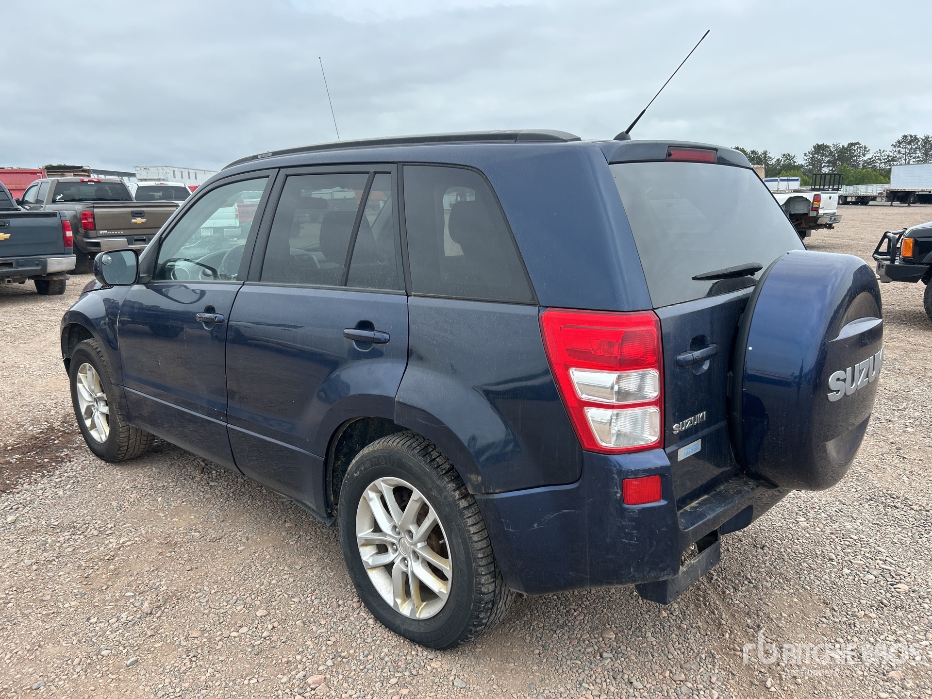 General Appearance with Picture, Left Rear Corner