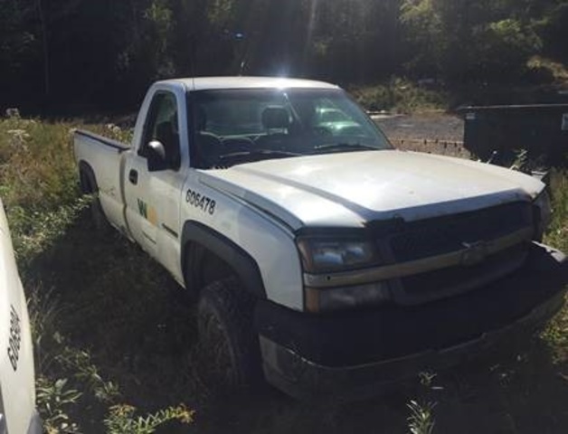2003 Chevrolet Silverado 2500 4x4 Pickup 2003 Chevrolet Silverado 2500 4x4 Pickup
