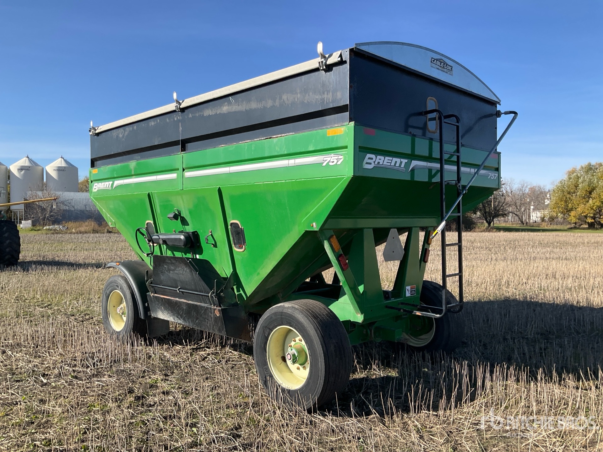 Aspect général with Image, coin arrière gauche