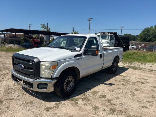 2011 Ford F-250 XL 4x2 Pickup