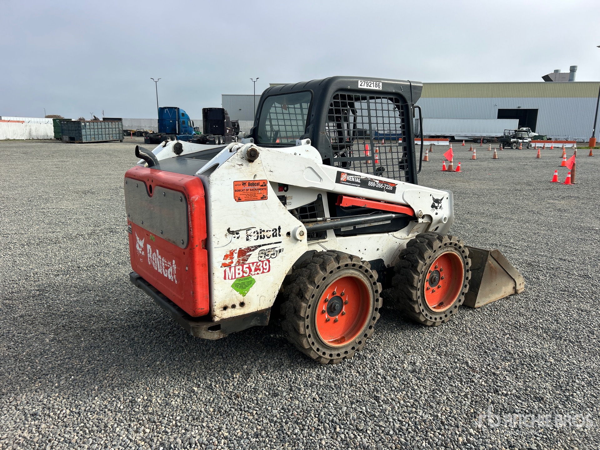 General Appearance with Picture, Right Rear Corner