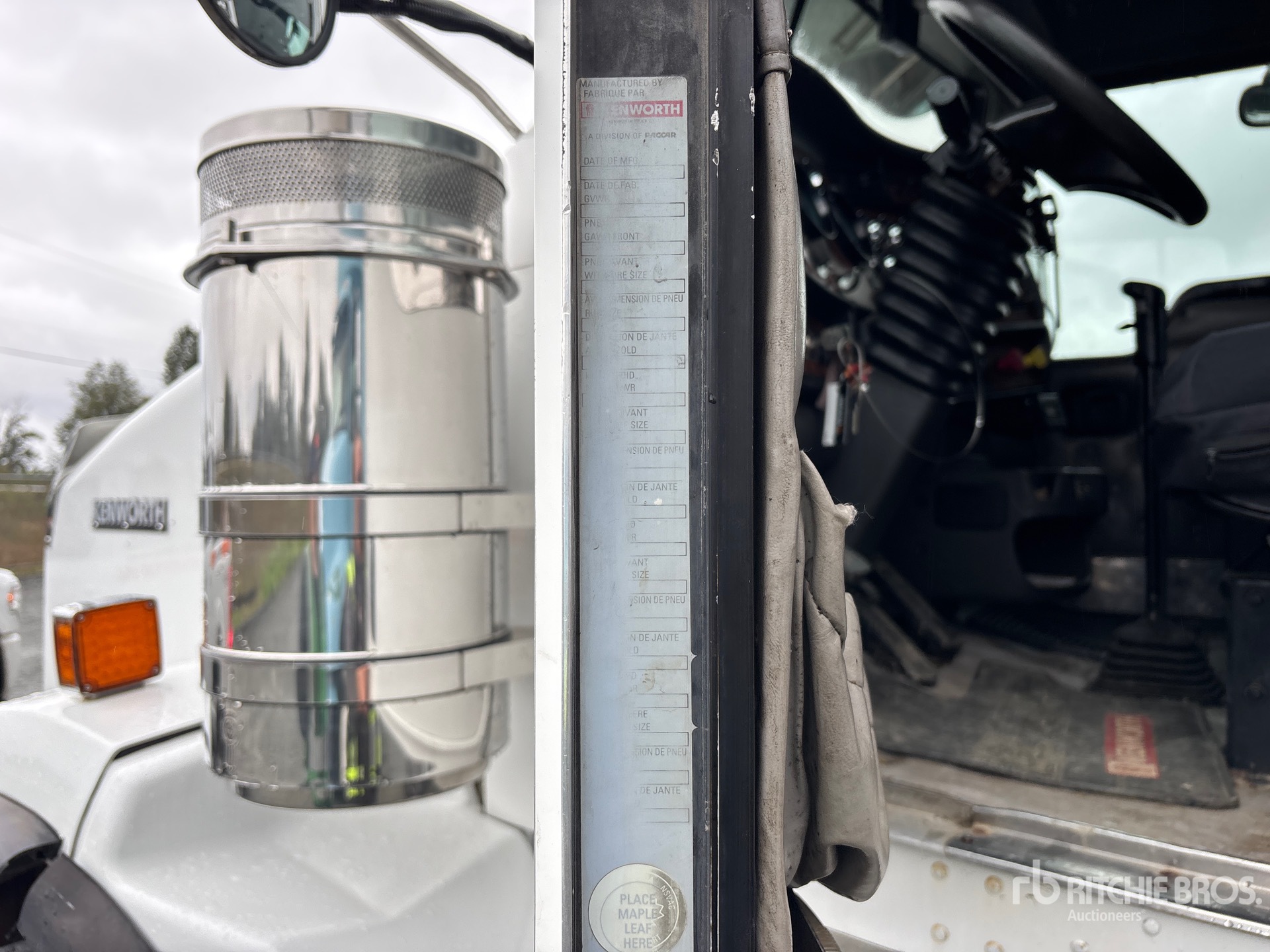 2005 Kenworth T800