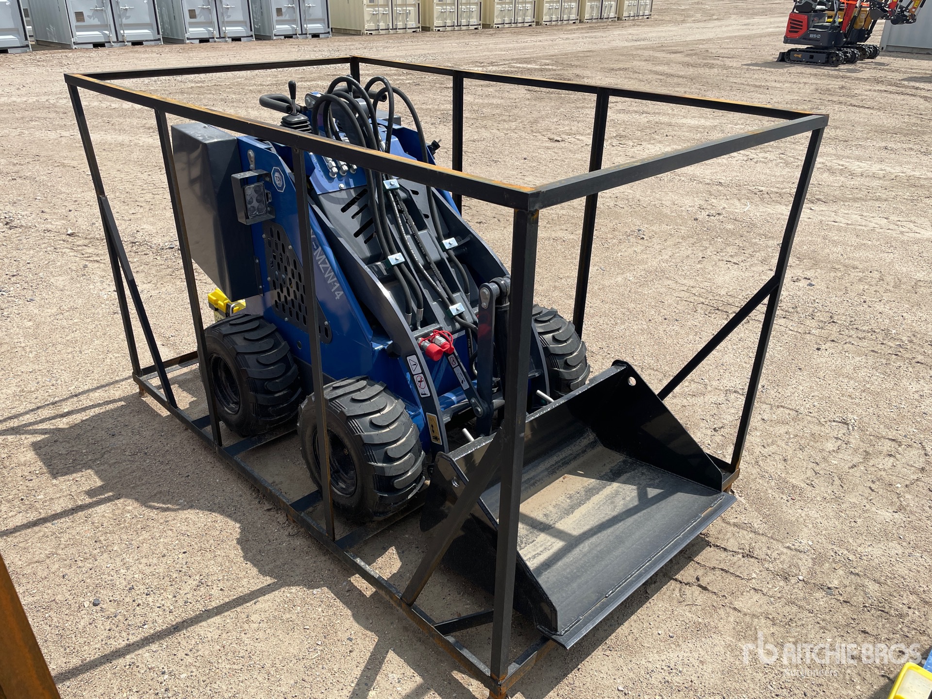 MINI CARGADOR SOBRE RUEDAS 2025 AGT MXMZW14
