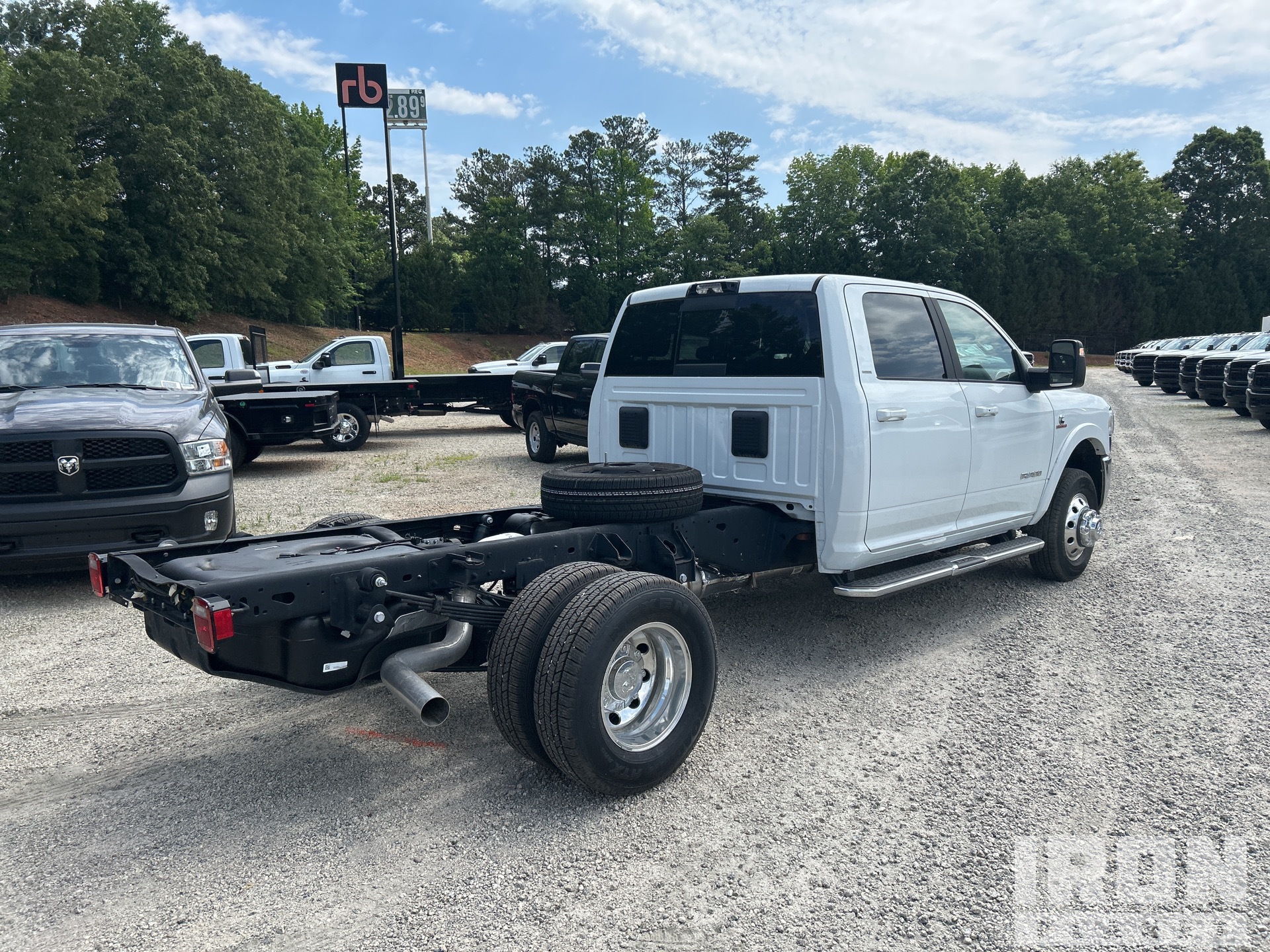 General Appearance with Bild, Ecke hinten rechts