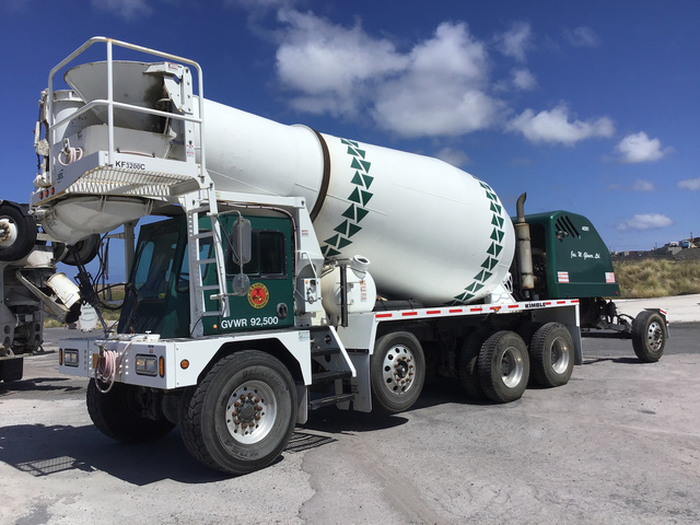 2013 Kimble KF3200C5 5 Axle Mixer Truck: Front Discharge 2013 Kimble KF3200C5 5 Axle Mixer Truck: Front Discharge