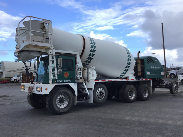 2014 Kimble KF3200C5 5 Axle Mixer Truck: Front Discharge 2014 Kimble KF3200C5 5 Axle Mixer Truck: Front Discharge