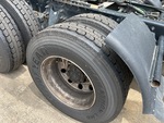 LN406159 - 2020 International LT625: Right Front Drive Tires
