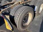 MN075966 - 2021 International LT625: Right Rear Drive Tires