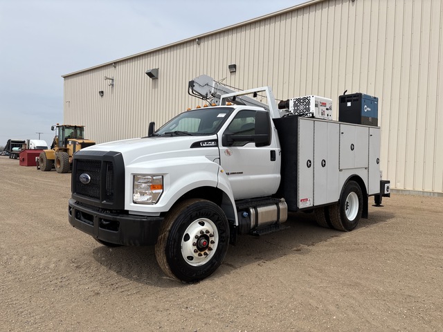 2024 Ford F-750 4x2 Service Truck