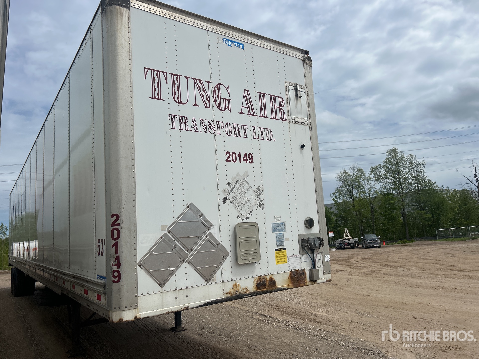 General Appearance with Picture, Right Front Corner